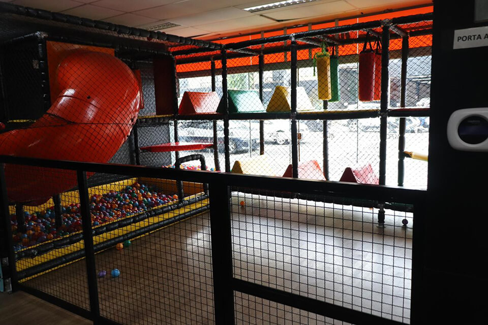 Lanchonete dentro da academia MFC em Balneário Camboriú